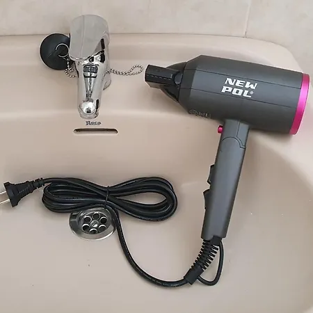 Atis Caracol بلايا ديل إنغلز